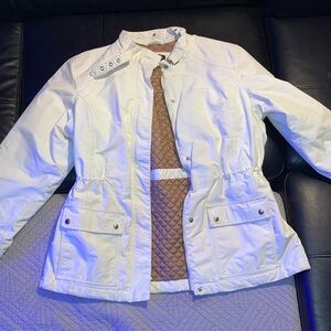 Super nice white winter coat with cinched waist